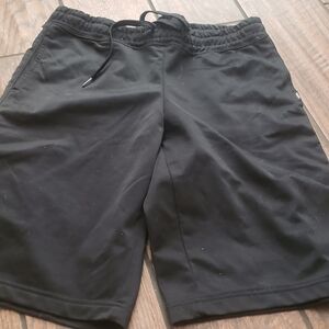 Vans shorts small